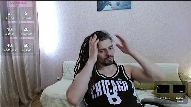 Snapshot of Aestheticguy101 chatting on May 2026 03:54:01 PM Aestheticguy101 online show from May 2026 03:54:01 PM