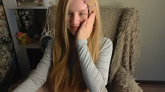 sarakaell online show from May 2026 01:56:01 AM