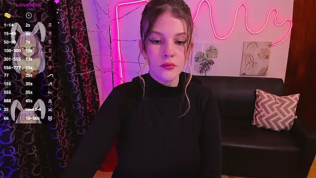 Snapshot of MillySandlerr chatting on March 2026 01:48:02 PM MillySandlerr online show from March 2026 01:48:02 PM