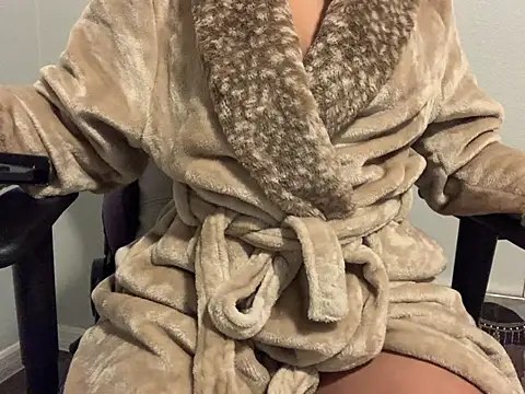 RylHoneyy online show from January 2025 02:09:01 AM