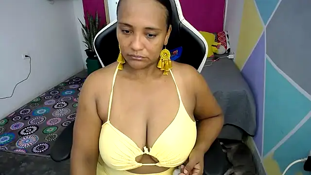 marysol83 online show from February 2025 01:22:01 AM