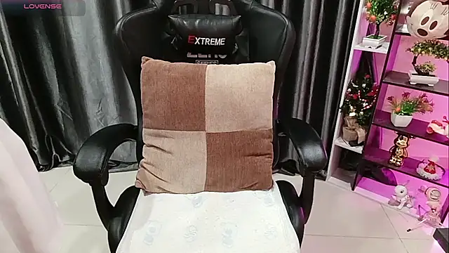 Yuki-yio online show from February 2026 01:21:02 AM