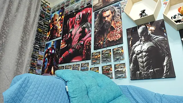 Snapshot of Muscle_Bear chatting on September 2025 04:18:01 PM Muscle Bear online show from September 2025 04:18:01 PM