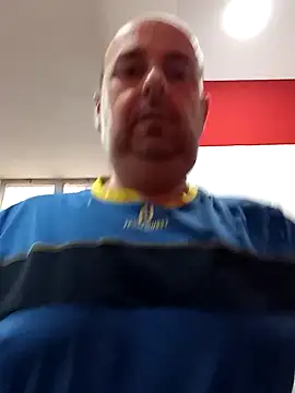 Snapshot of Hot-pico76 chatting on January 2025 08:18:02 AM Hot-pico76 online show from January 2025 08:18:02 AM