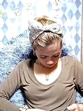 Cutie body11 online show from January 2025 12:09:01 AM