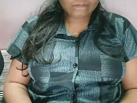 Desi14321 online show from April 2026 04:49:01 PM