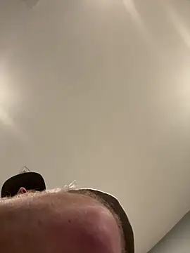 smokeymt420 online show from February 2026 06:01:01 AM