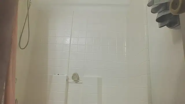 Yankeedave420 online show from October 2025 08:46:01 AM