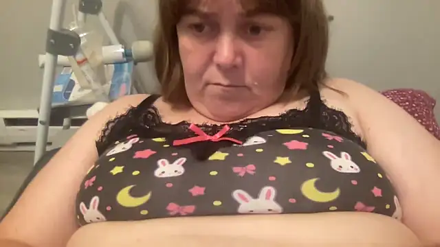 ParisNova online show from October 2025 08:09:01 PM