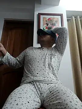 Snapshot of chicoguapo8 chatting on October 2025 09:49:01 AM chicoguapo8 online show from October 2025 09:49:01 AM