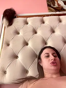 Flossy Vettie online show from September 2025 10:07:02 AM