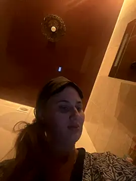 Flossy Vettie online show from October 2025 12:28:02 AM