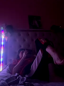 Flossy Vettie online show from November 2025 07:13:01 PM