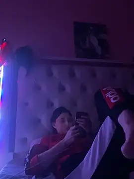 Flossy Vettie online show from November 2025 03:31:01 AM