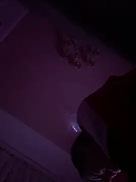 Flossy Vettie online show from April 2026 06:30:01 PM