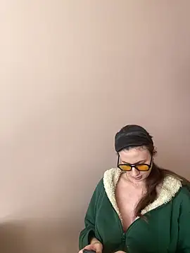 Flossy Vettie online show from April 2026 11:36:01 AM