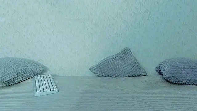 Snapshot of YourCaramel chatting on February 2025 05:58:01 AM YourCaramel online show from February 2025 05:58:01 AM