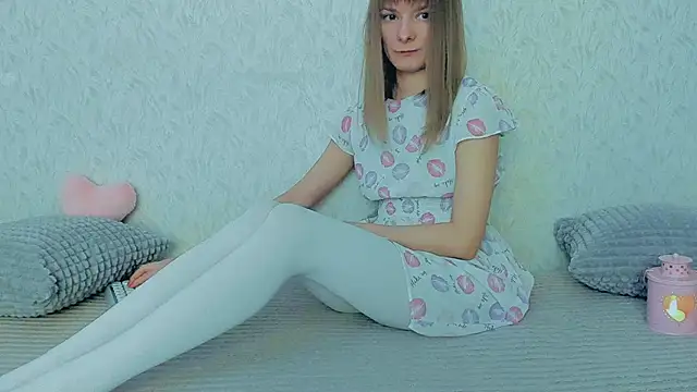 Snapshot of YourCaramel chatting on February 2025 05:04:01 AM YourCaramel online show from February 2025 05:04:01 AM