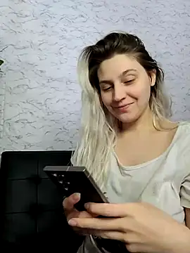 ScarletCallings420 online show from April 2026 01:54:01 AM