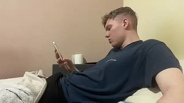 sexybooii6968 online show from January 2026 07:34:01 PM