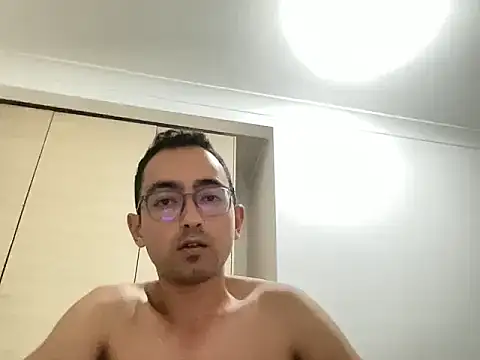 freshmanxxl98 online show from July 2026 12:45:02 AM