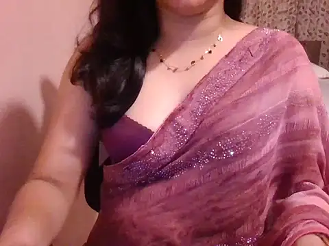 Pinky 4 online show from February 2026 05:18:02 PM