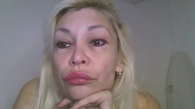 EvaaMina online show from October 2025 03:25:01 PM