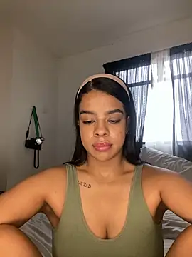 trianawhite online show from February 2026 03:12:01 PM