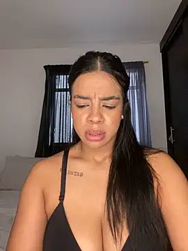 trianawhite online show from March 2026 03:07:02 PM