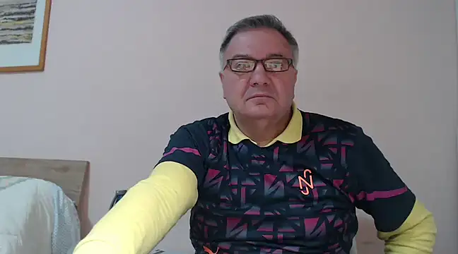 YOU6me online show from February 2025 06:49:02 PM