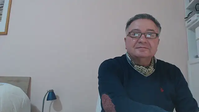 YOU6me online show from February 2025 06:16:01 PM