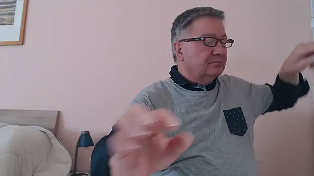 YOU6me online show from March 2025 09:14:01 AM