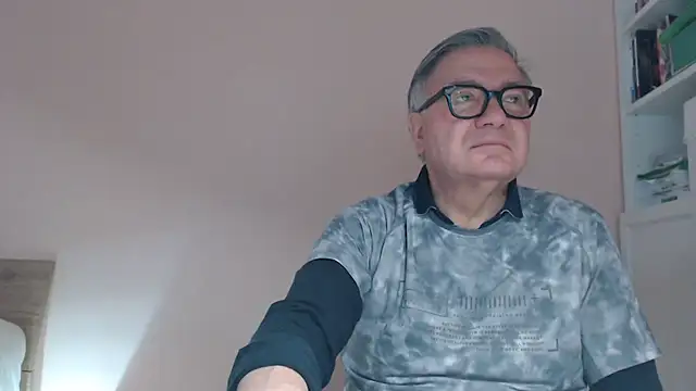 YOU6me online show from January 2026 09:24:01 AM