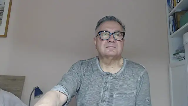 Snapshot of YOU6me chatting on June 2026 07:09:02 AM YOU6me online show from June 2026 07:09:02 AM