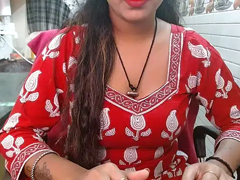 LovingPihu online show from November 2025 05:39:01 AM