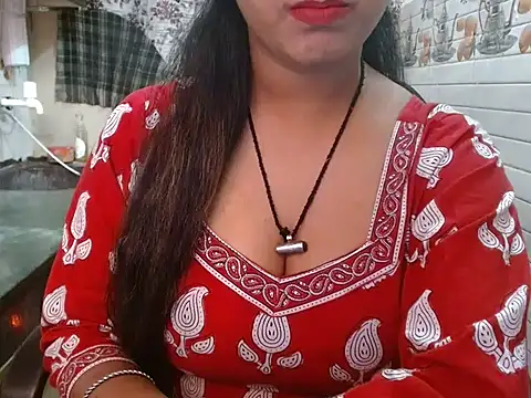 LovingPihu online show from November 2025 06:18:02 AM