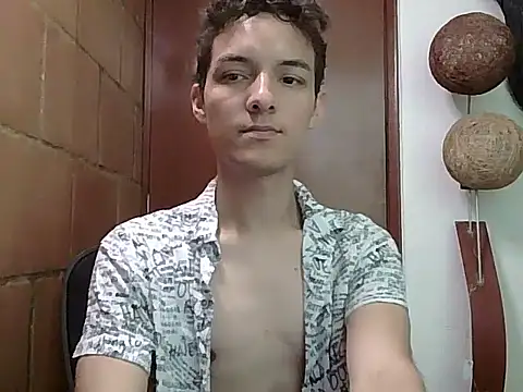 Snapshot of andys_26 chatting on April 2026 08:25:02 PM andys 26 online show from April 2026 08:25:02 PM