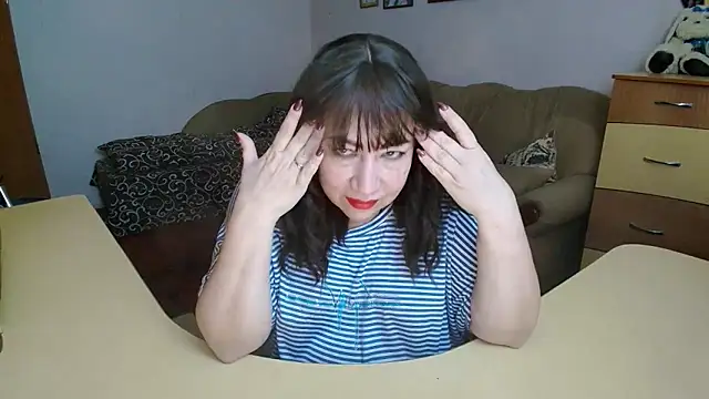 Snapshot of Lucretia_Goldi_ chatting on February 2026 03:22:01 PM Lucretia Goldi online show from February 2026 03:22:01 PM