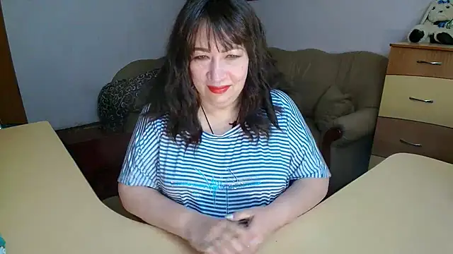 Snapshot of Lucretia_Goldi_ chatting on February 2026 03:27:02 PM Lucretia Goldi online show from February 2026 03:27:02 PM