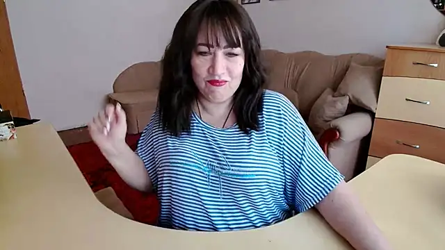 Snapshot of Lucretia_Goldi_ chatting on May 2026 11:37:01 AM Lucretia Goldi online show from May 2026 11:37:01 AM