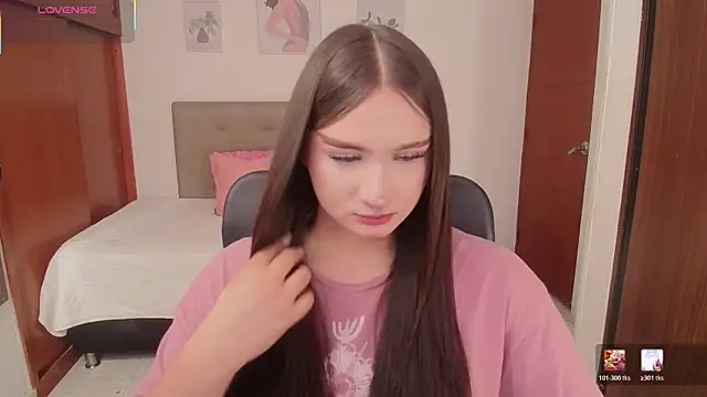 Miley Baker online show from January 2026 03:05:02 PM