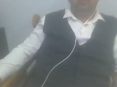 Snapshot of baygizemliadam chatting on November 2025 08:21:02 PM baygizemliadam online show from November 2025 08:21:02 PM
