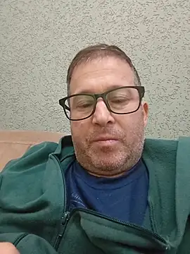 tavio1 online show from May 2026 12:37:01 AM