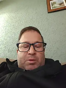 tavio1 online show from June 2026 06:06:01 PM