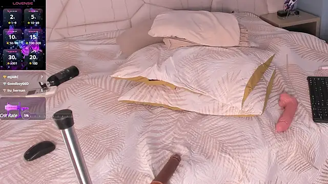 Selenee- online show from February 2025 07:21:01 PM