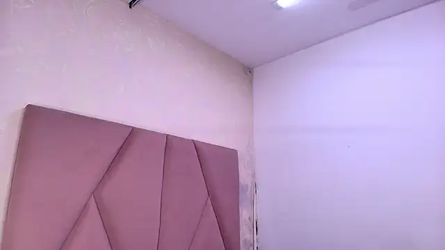 lay navas online show from September 2025 07:14:01 PM