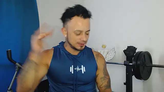 JacobJamess online show from November 2025 04:49:01 PM