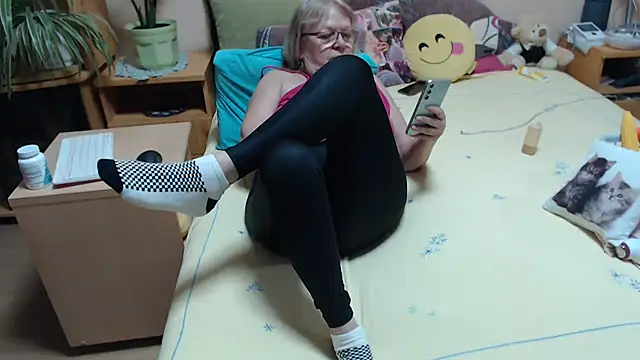 Margaret-milf online show from November 2025 07:57:01 PM