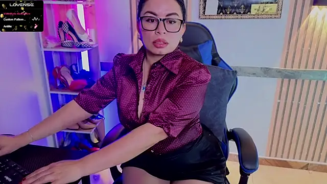 Ivvannaparis online show from April 2026 04:10:02 PM