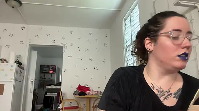 poppergirl69 online show from September 2025 07:15:02 PM